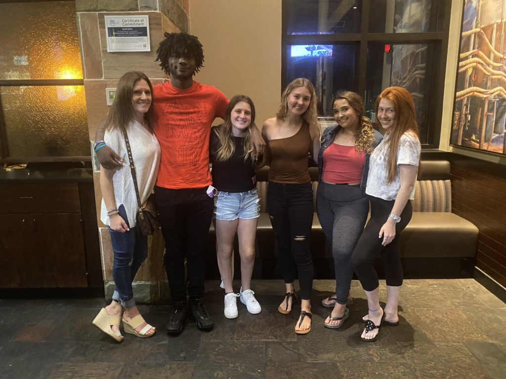 BCPSStein's tweet photo. So happy that I got to celebrate with a few of my favorite Seniors… Correction….GRADUATES!!! 💛🎓 🐾 Love my “babies” so much and I’m going to miss you all!!! #co2021 #mybabies #soproud  #lovethisclass ☺️💛2️⃣1️⃣🎓 https://t.co/MgnfCSIEJD