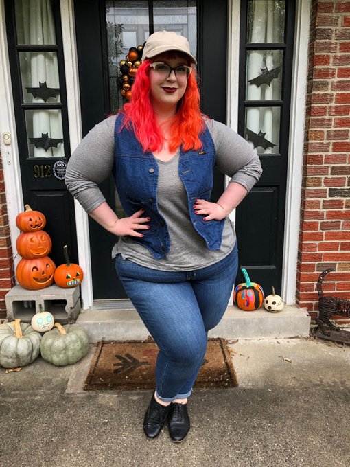  thanks for the excuse to show off my Ernest costume again. Happy birthday, Jim Varney  