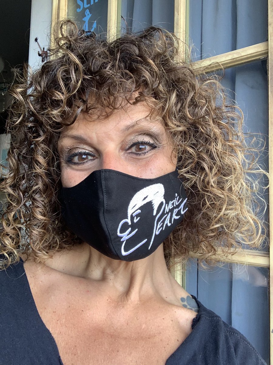 vivien2112's tweet photo. I don’t think we’re quite completely done with masks just yet!
@tammilani still has amazing designs up her sleeve…🔥
Thank you Tammi!💖
#Rushfamily https://t.co/c6MxkNaXEY