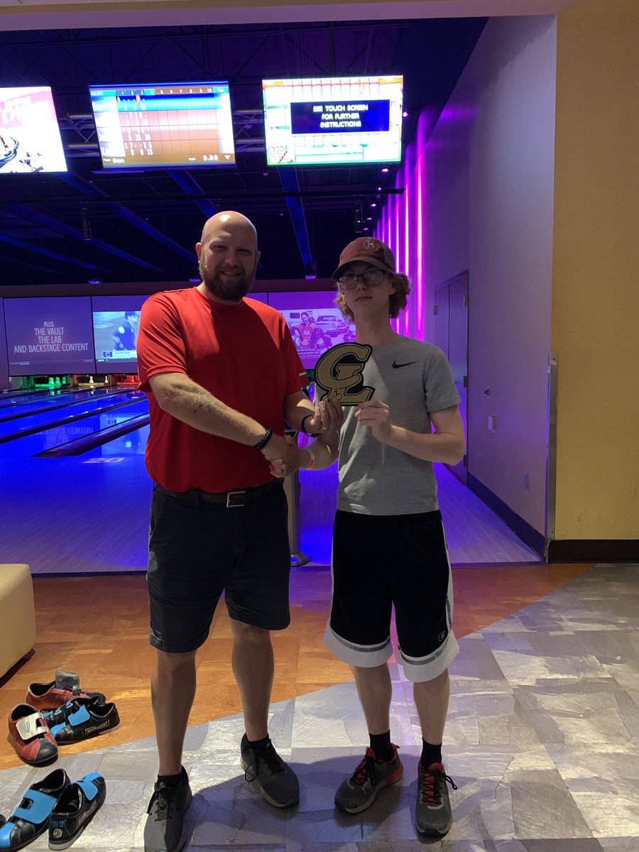 <a href="/ClhsJustice/">CLHS - CRIMINAL JUSTICE</a> Bowling team receiving their Letters @CLHS_Principal <a href="/Supt_comalisd/">Andrew</a>