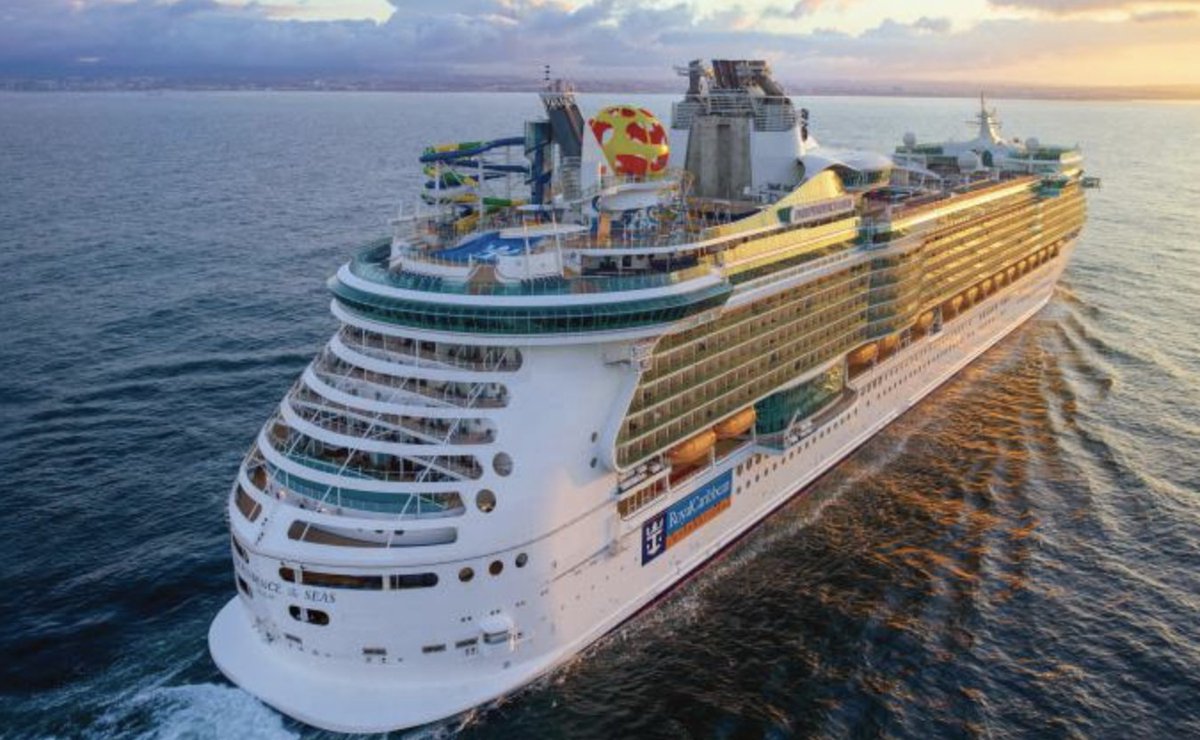 Forbes's tweet photo. Want to sail on a Royal Caribbean ship where vaccinations are mandated? It turns out that it’s as easy as steering clear of Florida https://t.co/LQbggw6lWl https://t.co/M6e7lou3Jo
