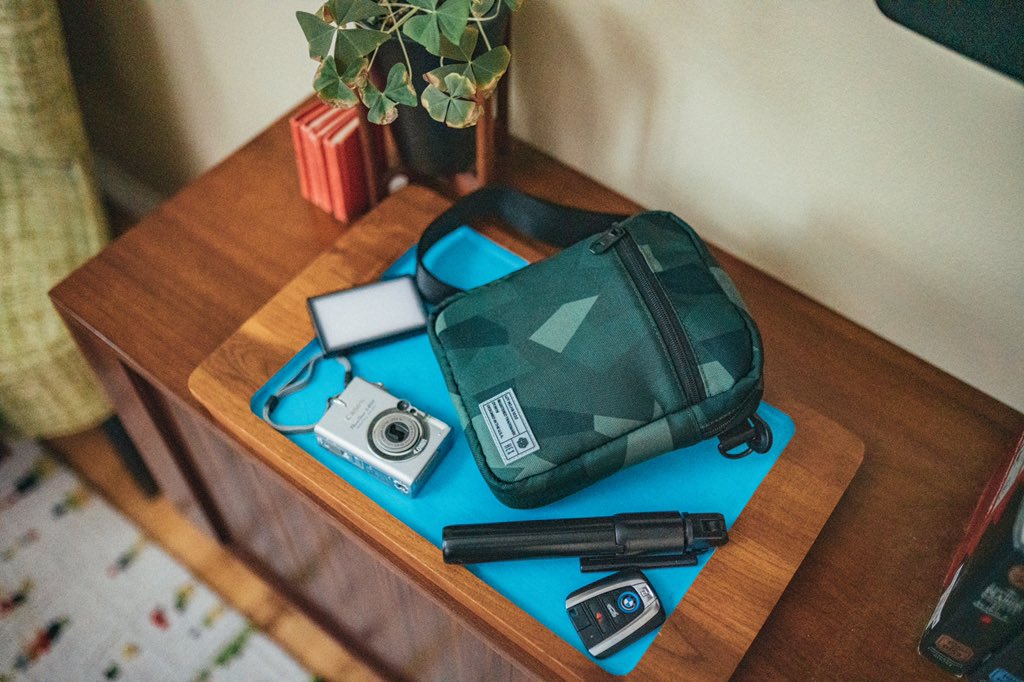 Our Ranger Camera Crossbody is just as good as an every day carry as it is a point and shoot bag. Check it out and see just how well this little bag gets the job done 📸 hex.tw/3gt4PjT