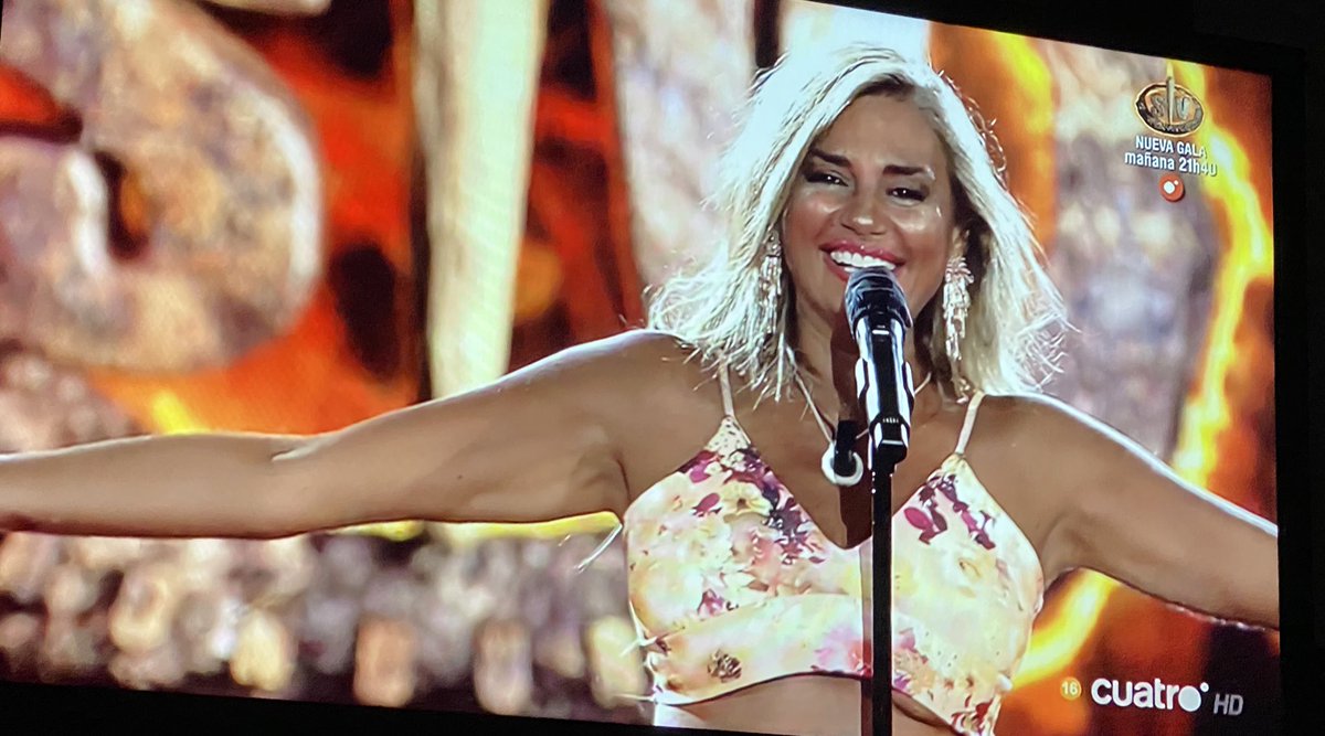 timmyropero's tweet photo. ¡INCREÍBLE!
¡¡Qué tiemble España!!
Lo has hecho de 10 😍
Te adoro ❤️ @sylviapantoja11 #VivelaVida
#TierraDeNadie10 @Supervivientes https://t.co/ZxqpG5byQf