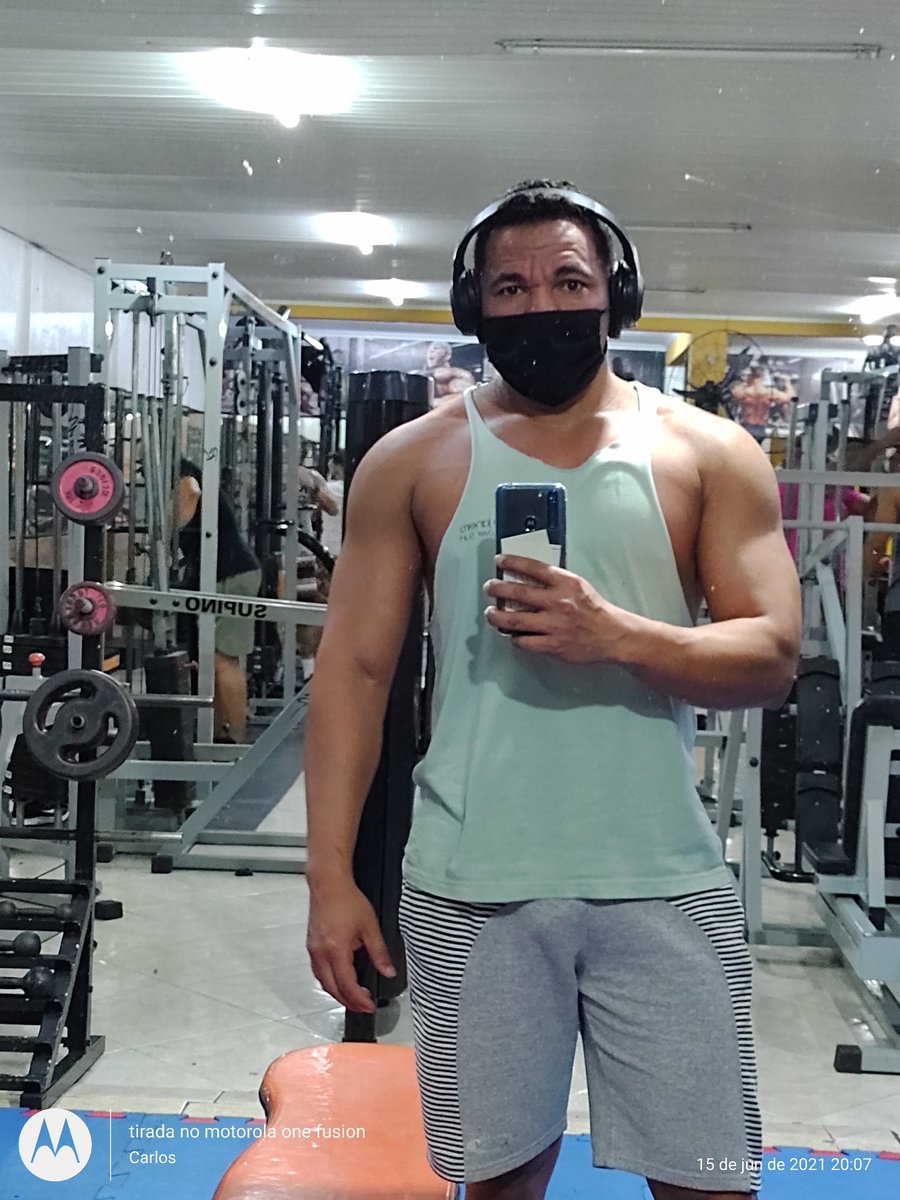 karlos_souza's tweet photo. O projeto verão é conquistado nas outras estações.
#foconoobjetivo #fitnessmotivation #sigotentando💪 #semanainiciadacomsucesso✔💪 https://t.co/0OAuydscfC