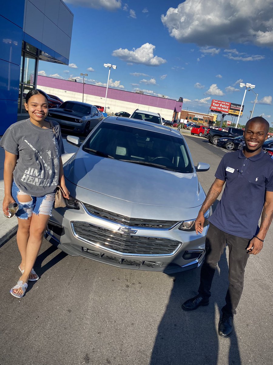 westsidebull's tweet image. CONGRATULATIONS TO “ @_JazzSnow “ on her 2017 Malibu Premier! Thankchu for trusting me and trusting the process it was a pleasure being your salesman I really hope you enjoy your new car! 🤟🏾🎉 
.
.
#andymohr #newcar #malibu #explorepage #explore #likeforlikes