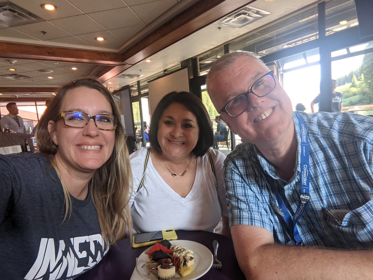 Always amazing to get to be in person with people you interact with on Twitter all the time. <a href="/mcleod/">Scott McLeod</a> @Kinnerswinners 

#InnEdCO2021 <a href="/InnEdCO/">InnEdCO</a>