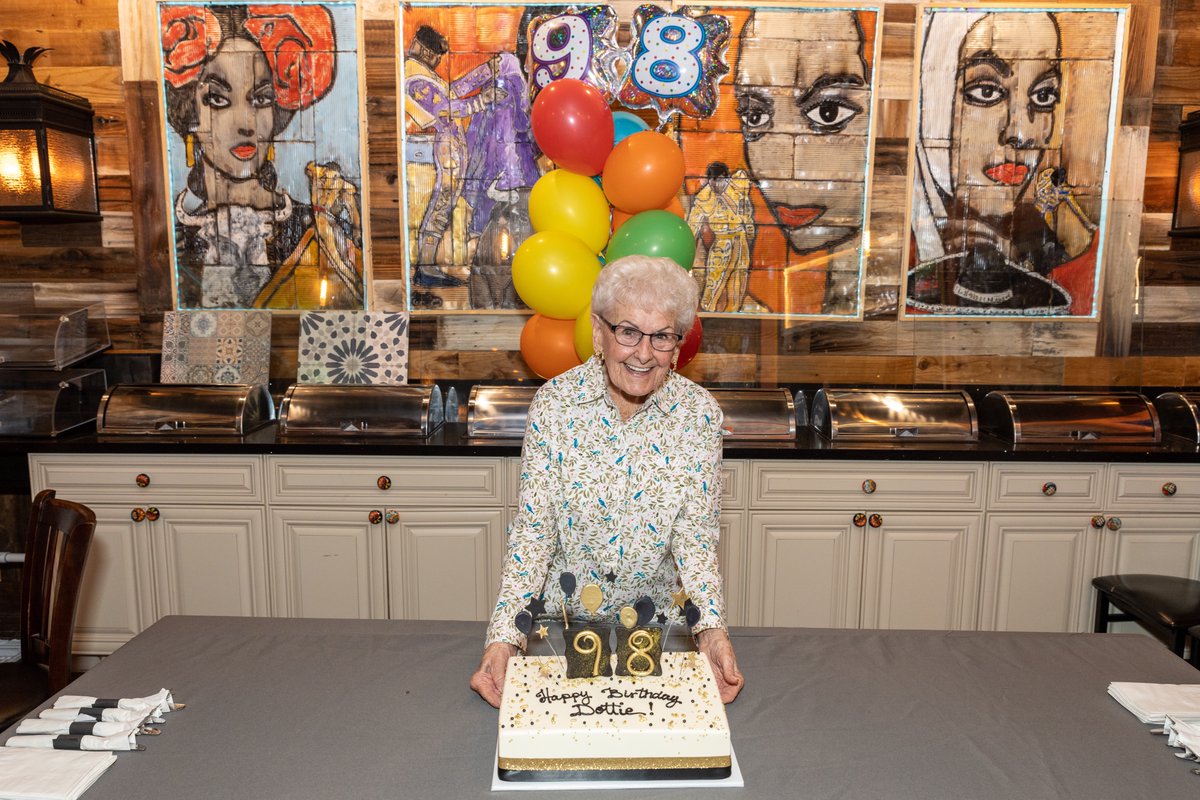 myjumporg's tweet photo. Kicked off our return to the 2021 "Back 2 Norm" summer by helping Dottie Crump fulfill her bucket list of having Margaritas with a few friends on her 98th birthday. God Bless this amazing woman and to any bucket list wish that includes chips &amp; salsa! https://t.co/M3Ooqx68w0