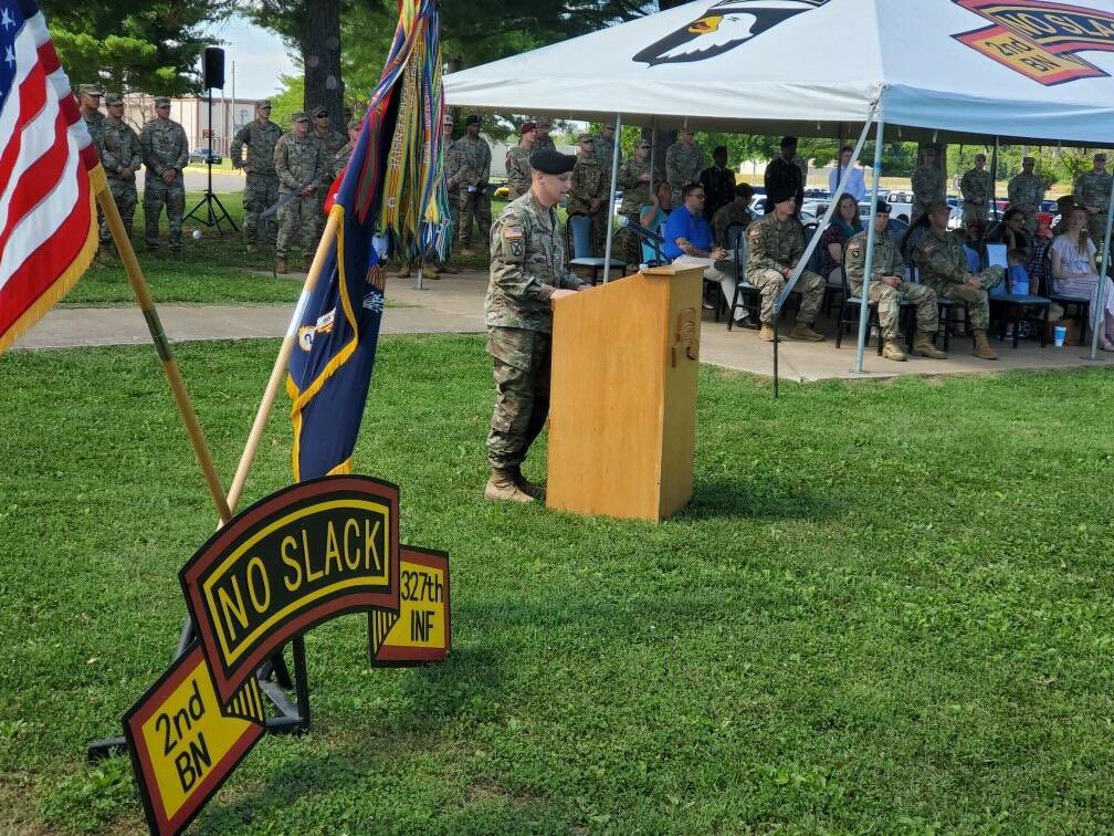 NoSlackBN's tweet photo. Today we executed the change of command of Bayonet CO from CPT Noah Currie to CPT David Choe. We wish CPT Currie good luck on his next assignment and commend him on a job well done leading Bayonet. No Slack! https://t.co/V9ABCRHIoG