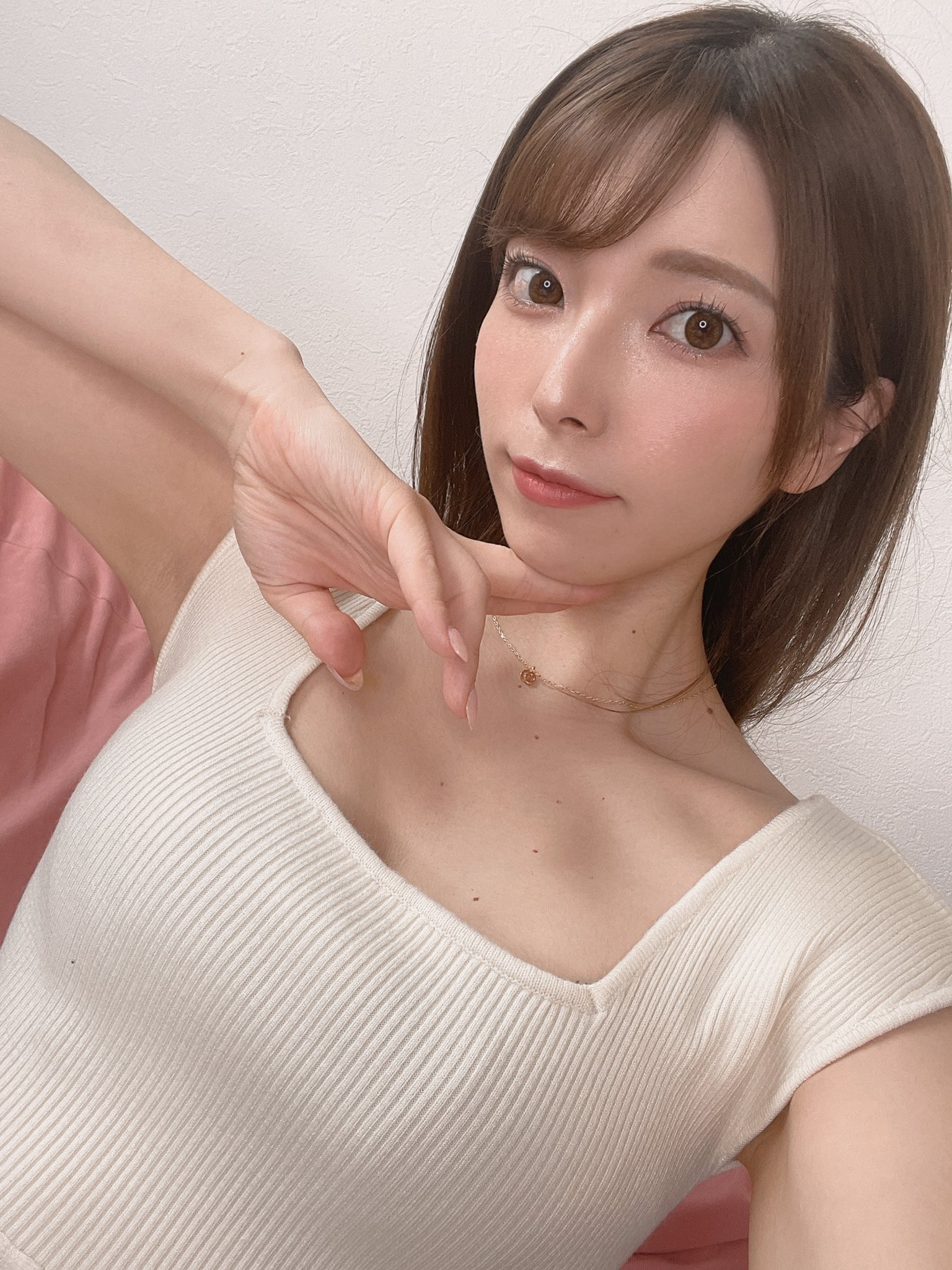 上原亜衣 　ワキ  / X