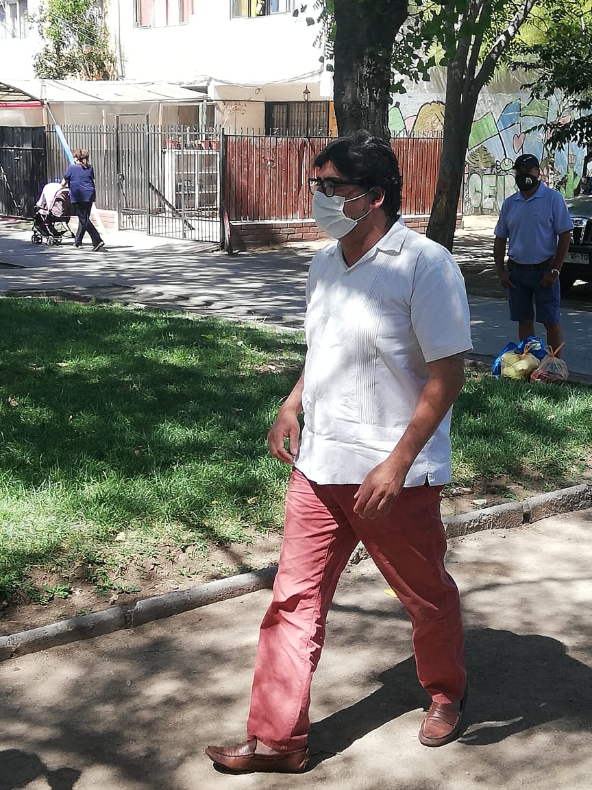 Una de las características distintivas de Daniel Jadue, es su sencillez.  Es de los pocos, con un rol político, que camina por las calles como uno más del pueblo. 
Con una personalidad asertiva y empática, es un líder innovador y con visión de futuro. Jadue representa "evolución