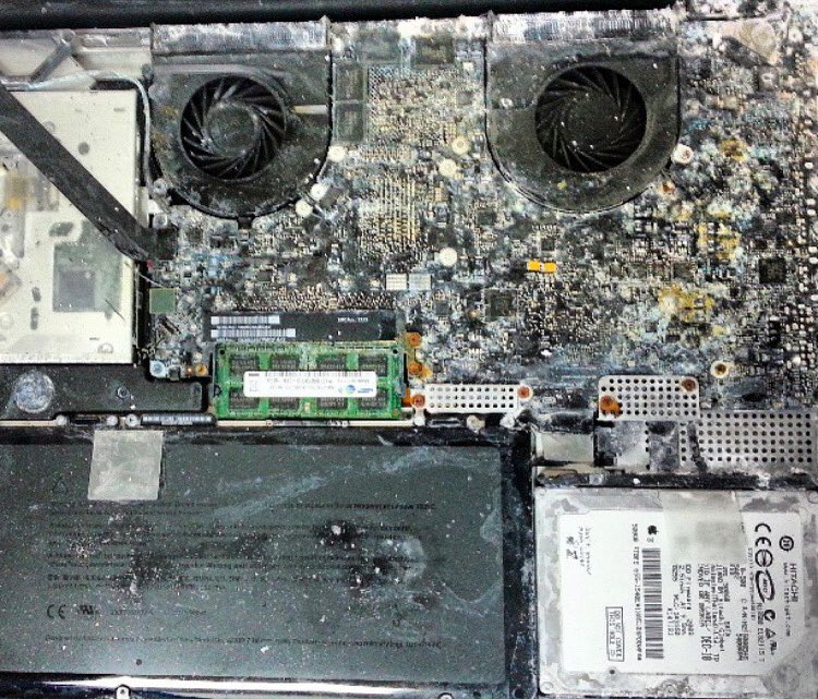 ypmactech's tweet photo. Sometimes it just better to go and just a buy new / used one, especially times like this 😓⁣
⁣
#WeRemainOpen #FMCO #MCO ⁣
⁣
#RepairiMac  🖥⁣
#RepairMacBook ⁣⁣⁣ 💻⁣
#Apple #MacBook #MacBookAir #MacBookPro #iMac⁣⁣⁣ #MacMini ⁣
⁣
#KL #Selangor  🇲🇾⁣ https://t.co/n8Osyh1Xju