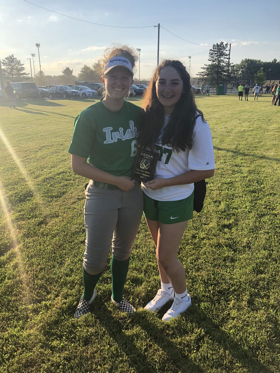Had the honor of watching our Senior Captain Lacey Henry play one last game in the kelly green at the senior all-star game! And a bonus - lil Jag received her Honorable Mention All-District award. Way to represent the Irish ladies! 💚🥎