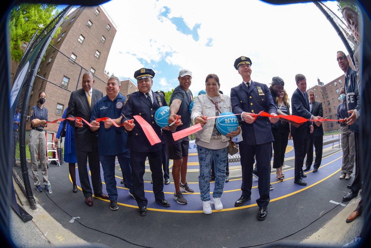 NYPD, community leaders unveil renovated Frederick Douglass Houses basketball  court