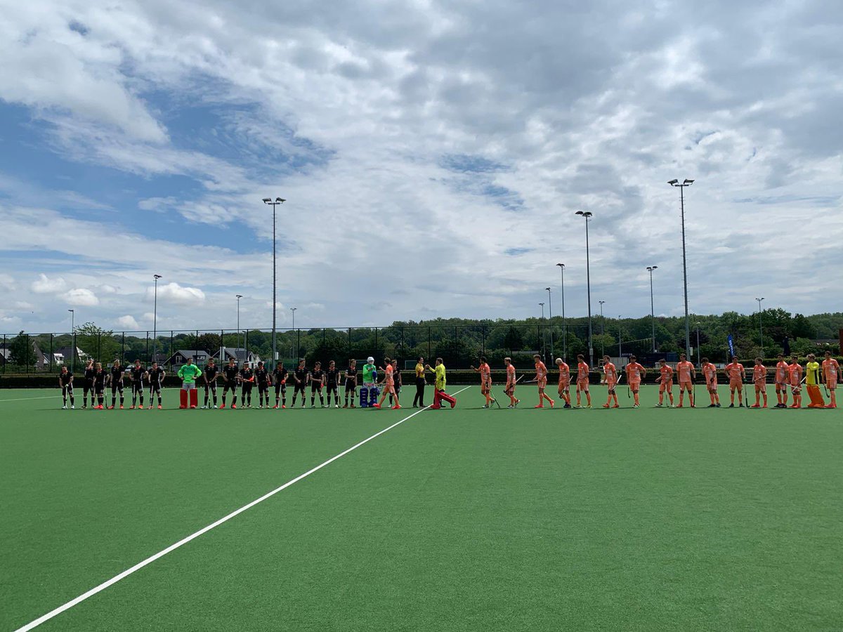 He did it! Gisteren maakte Steven zijn officiële debuut in Jong Oranje. In Venlo, tegen Duitsland. Talent+hard work+ dedication=Kanjer!