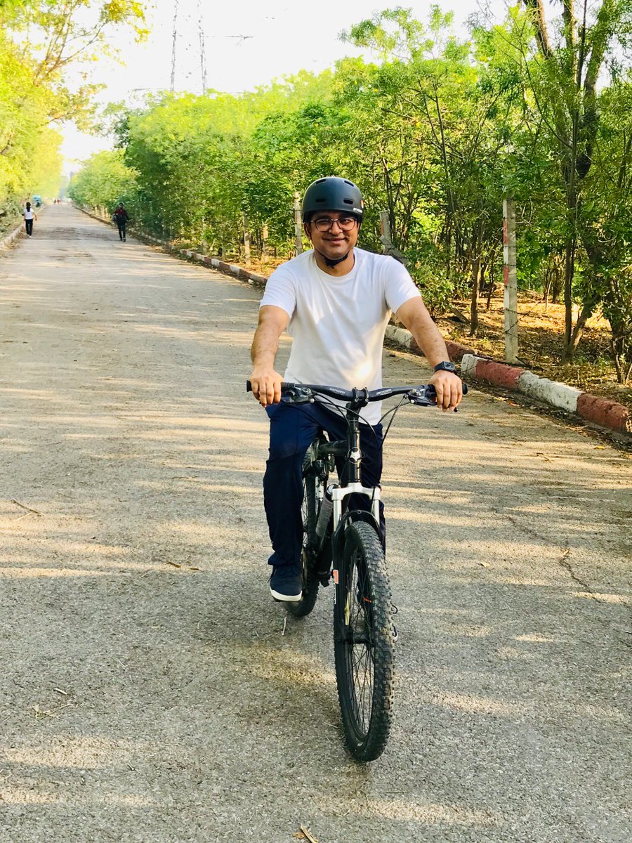 #WorldCyclingDay #cyclingday #cycling

Adopting the bicycle as a means of daily commutation will help in the improvement of the mental and physical health of the people. Happy World Bicycle Day!

@Cyclingnewsfeed @WellnessFelix @cyclingtips