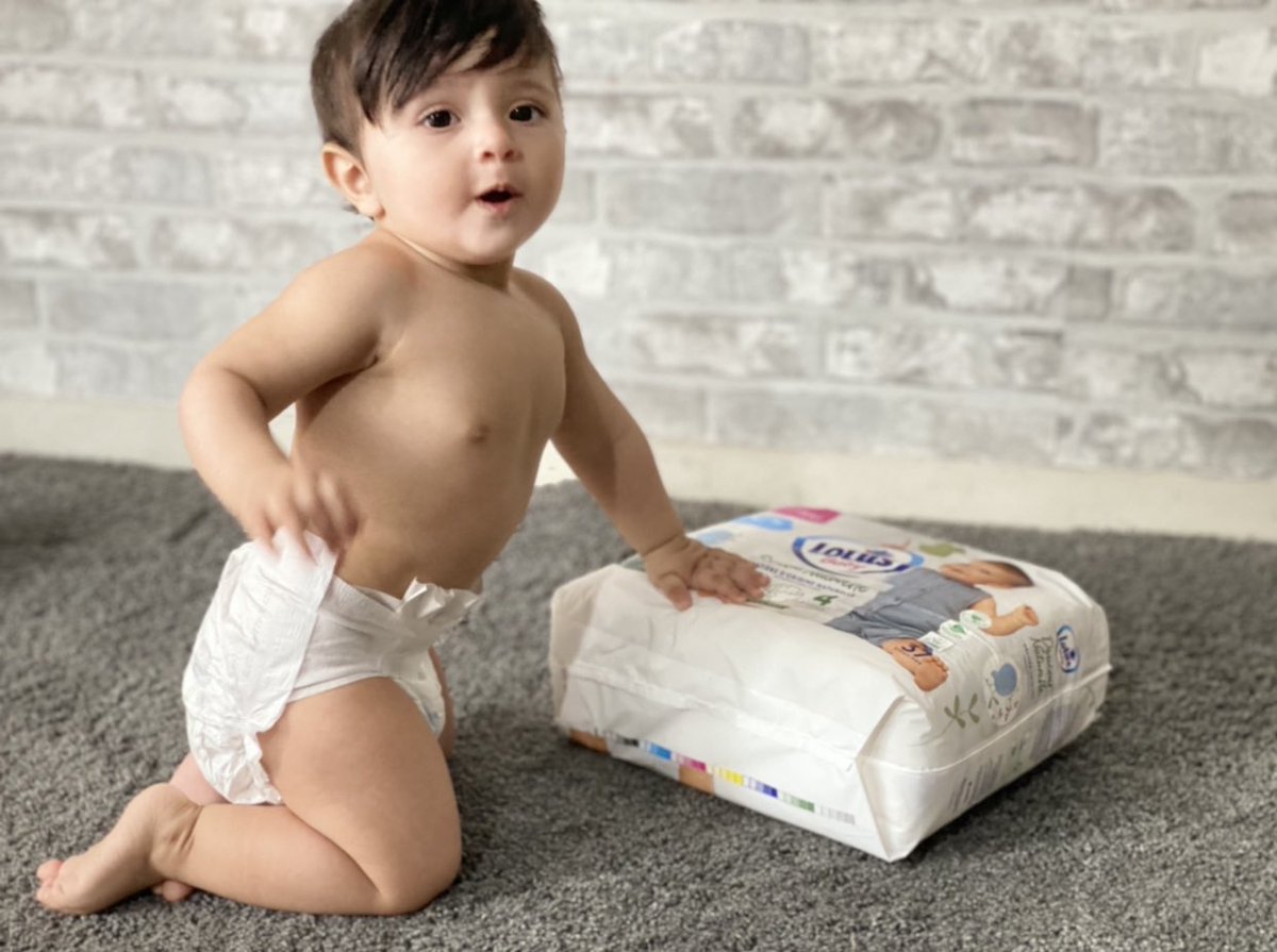 SilaWorldChanel's tweet photo. Je suis hyper heureuse  de vous annoncer que mon petit Sohan devient Ambassadeur #lotusbaby ,
Elles sont supers pratiques je suis conquise et mon fils aussi, et sûre j’en rachèterai 👍🏼
#lotusbaby / #douceurnaturelle / #pourunevieunpeuplusdouce / #sampleo_france https://t.co/VrkUnavYwI