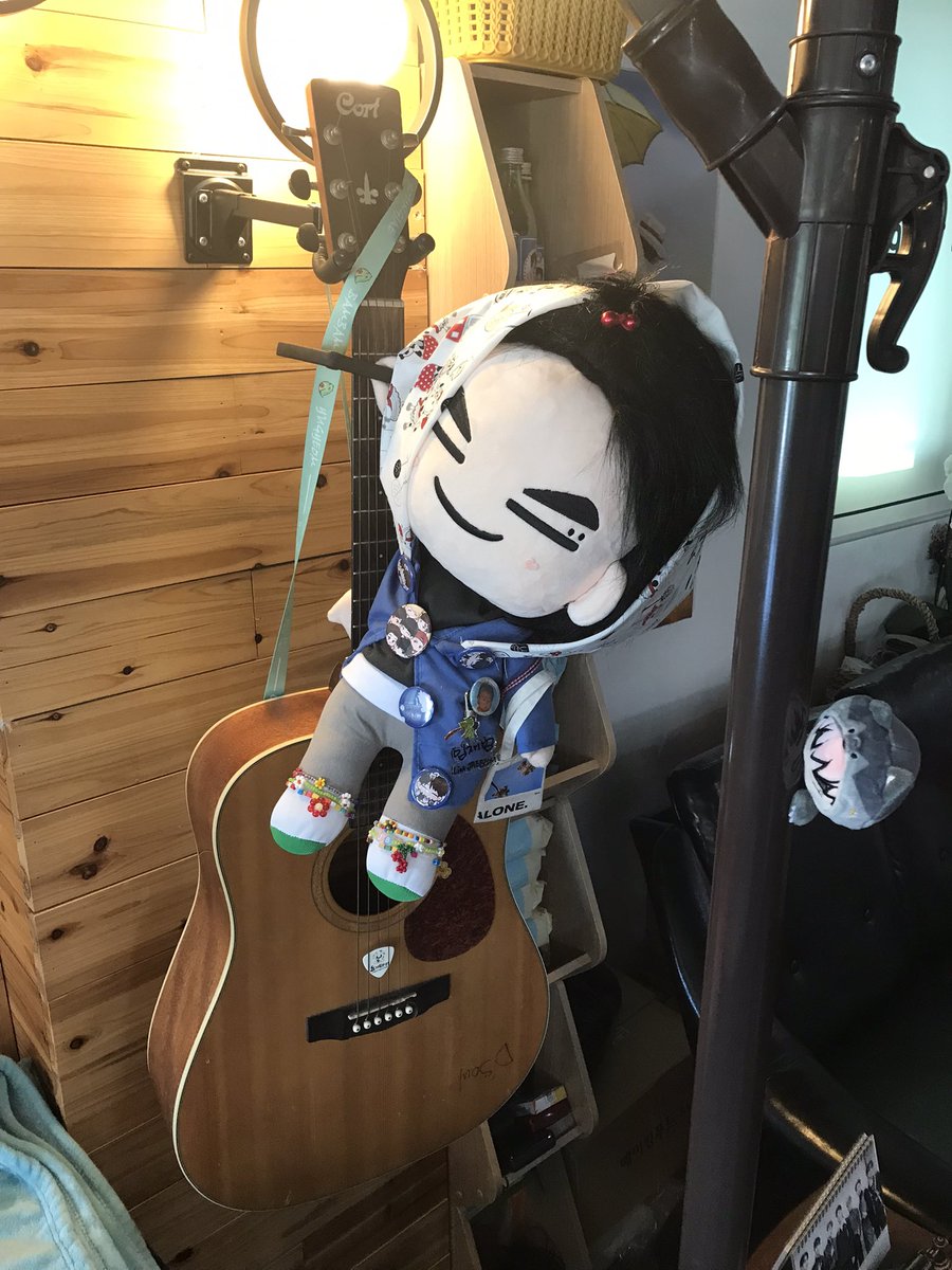 casebeun's tweet image. Estoy más feliz que la ctm 💖🥲 los papás de Jaebeom son ultra amables y todo el rato se acercaron a conversar conmigo, pese a que no hablo bien coreano. Yogurbara es muy bonito 😭 y el yogurt es demasiado rico, Jaebeom was not lying 😭