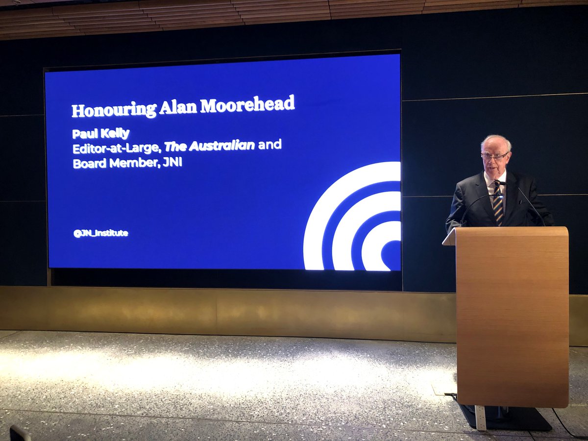 Macleay College tweet media