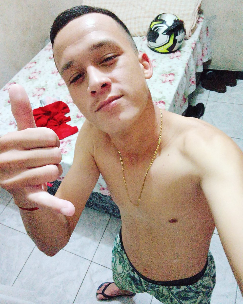jeffin_403's tweet photo. Só duas 😁 https://t.co/B2fGTIdWiW