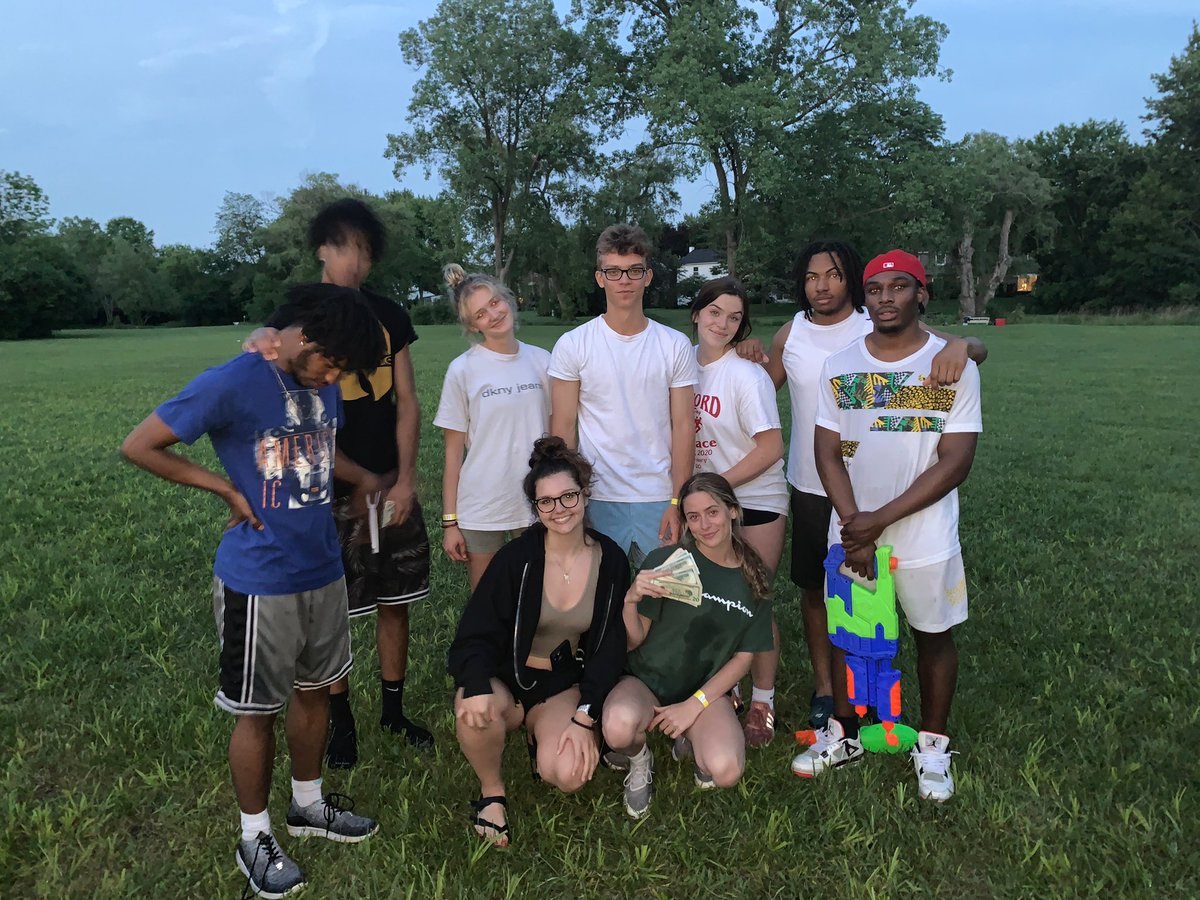 After the wettest battle in water wars history, an agreement between the teams have been placed and we have our co champions! Congrats to Da Splash Bros and How I Wet Your Mother are co champions for this year!