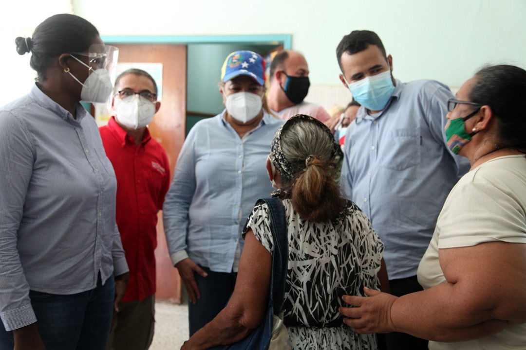 Descalzo43's tweet photo. #3Jun Desde la comunidad de Jusepin, junto a @_LaAvanzadora Abordando las diferentes parroquias en La Jornada de Vacunación Masiva iniciada en Monagas por instrucciones del Pres  @NicolasMaduro @AlvaradoC_Salud También estuvimos de manera activa colocando 50 DIU.
@PartidoPSUV https://t.co/N3oz9hOvip