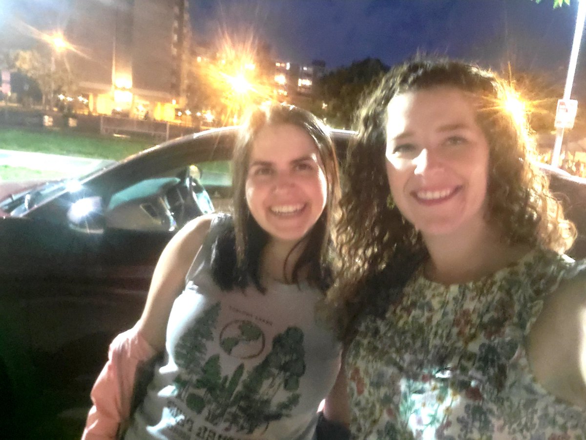 _LindseyNadeau's tweet image. Got to hug one of my most favorite #aprapeeps today. Be jealous. @lammeyb