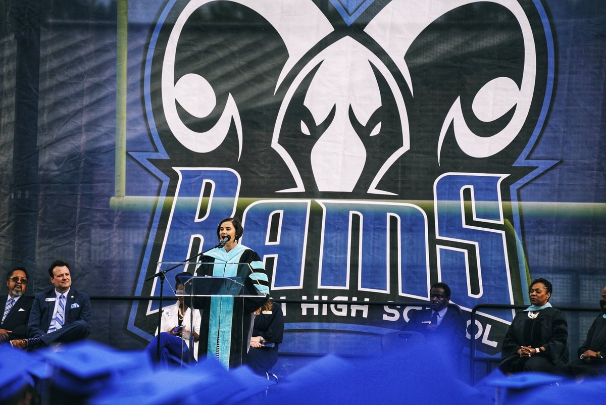 coachmrfoster's tweet photo. Congratulations everyone! Can't wait to see all the greatness you'll achieve! 

#ramsrise #wethrive https://t.co/92Ec5ywg1l