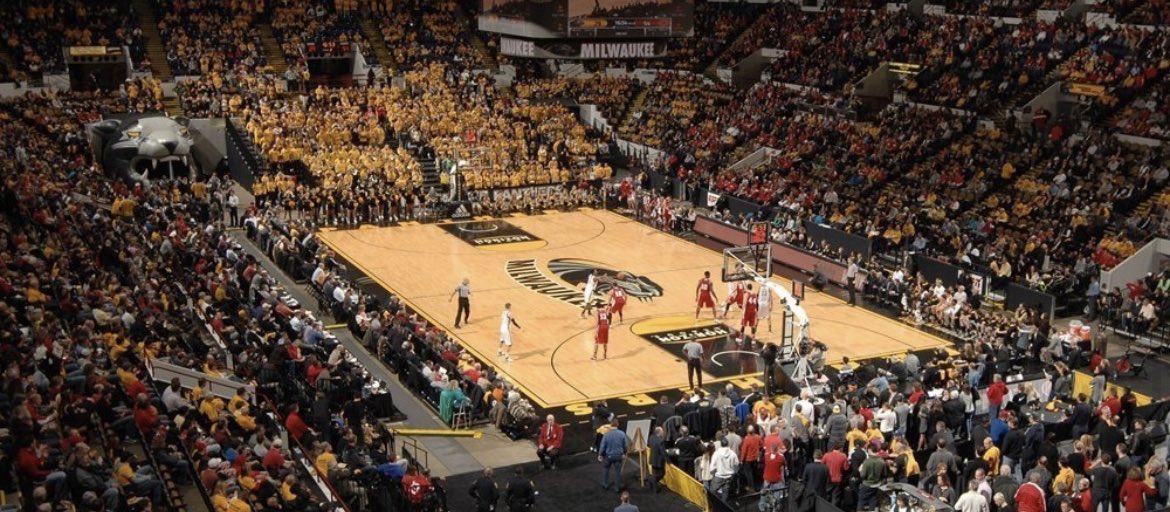 JohnLovelaceJr1's tweet photo. Blessed To Receive an offer from Coach Patrick Baldwin SR and @MKE_MBB https://t.co/eK60KtQPdW