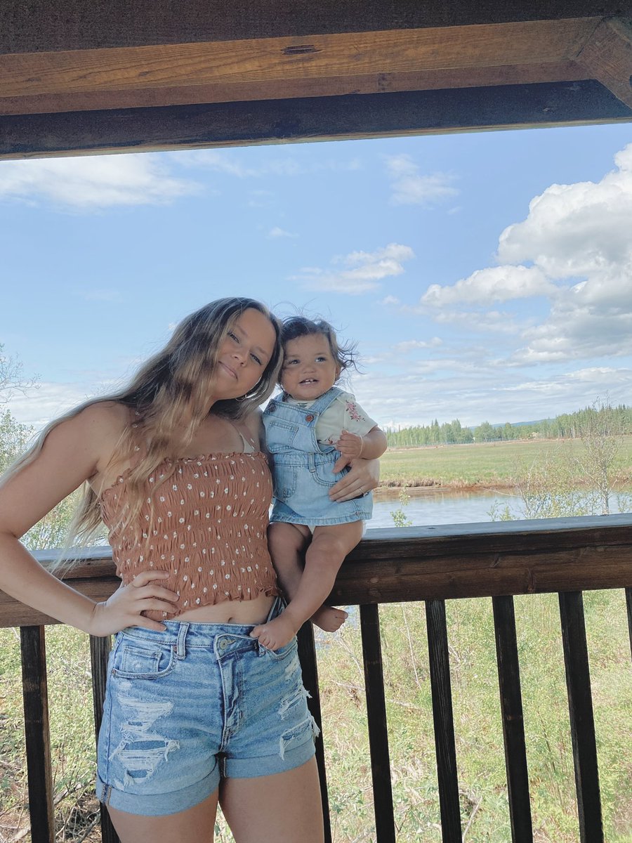 chloeforemann's tweet photo. my cute lil sidekick 🐒🤍 https://t.co/J5gMRlou8S
