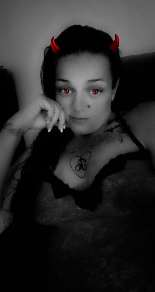Queenpettyb2019's tweet photo. Wanna play wit the devil?? @romeo_shit https://t.co/wmWJ4PL5tV