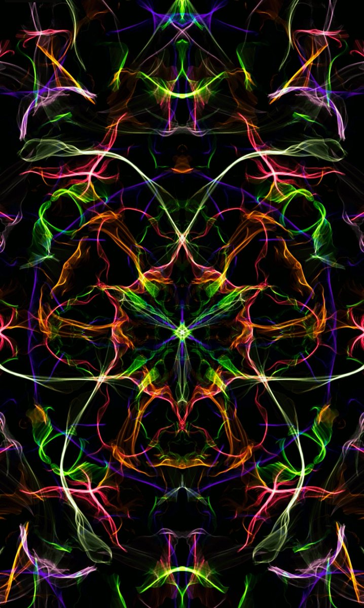 StunningViewPh1's tweet photo. Come on what do you think? #digitalart  #NFTCommunity #nftart https://t.co/hnlXNDT8Dk