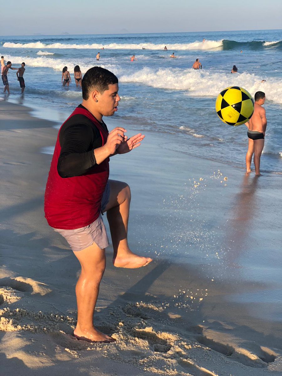 Brennerlucas99's tweet photo. 021-⚽🏖️ https://t.co/MYWixrMmue