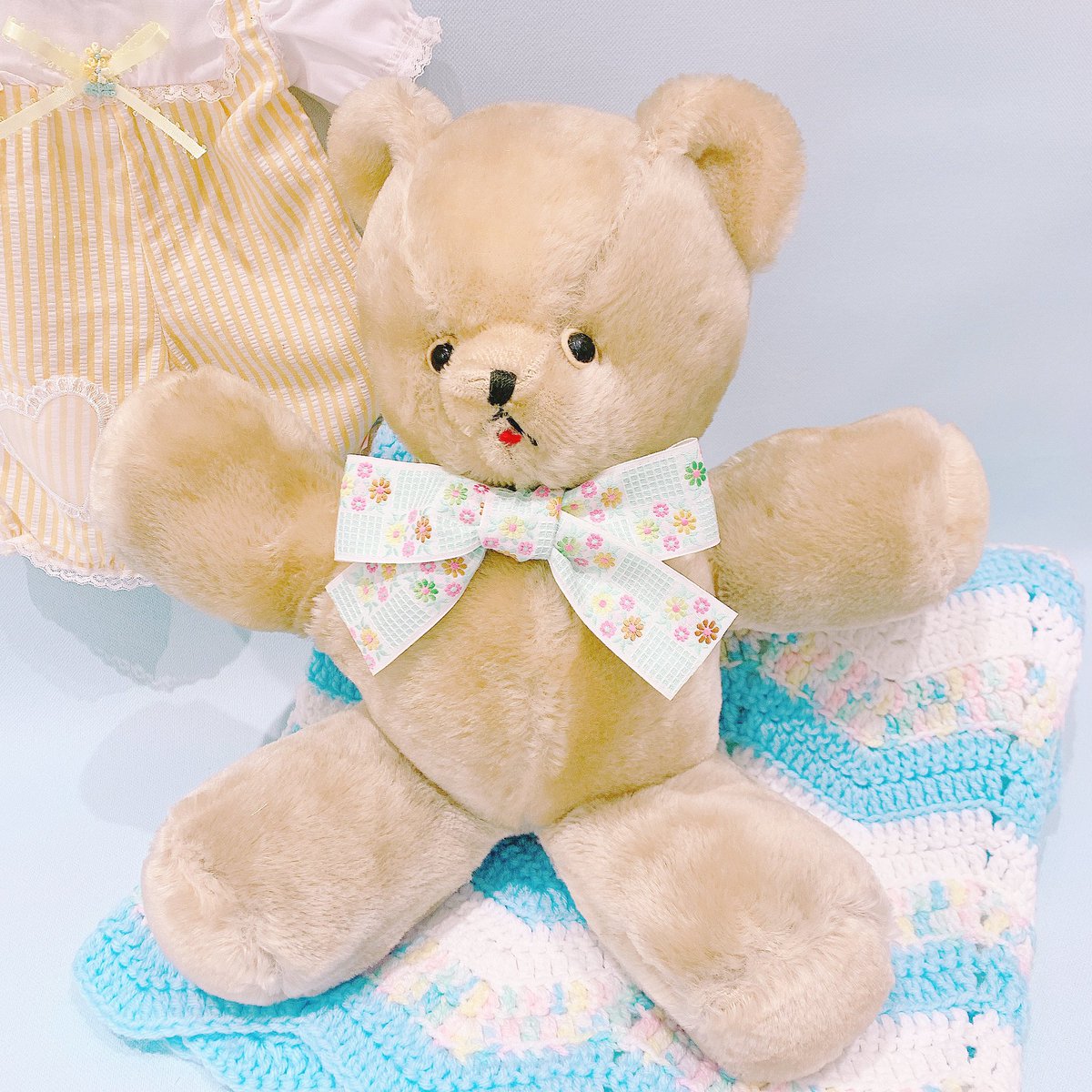 キャラクターノベルティ社＊アンティークベア】 ぷっくりとした手足が