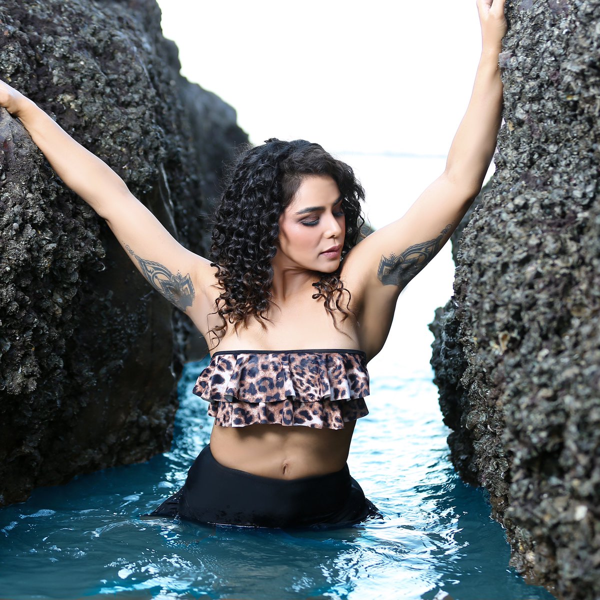 ishwetarathore's tweet photo. 🧜♀️❤️
#girlwholift #fitfam #dailymotivation #wellnessexpert
#lifestyle #proathlete #Fitindia #girlwithmuscle #holifit #inspire #InternationalAthlete #Fitnessstar #Fitnessqueen #beachvibes #maldives #beachday #FitnessForever #Youthicon #FitnessIcon #MissWorld #ShwetaRathore https://t.co/2ifuSsMRTg