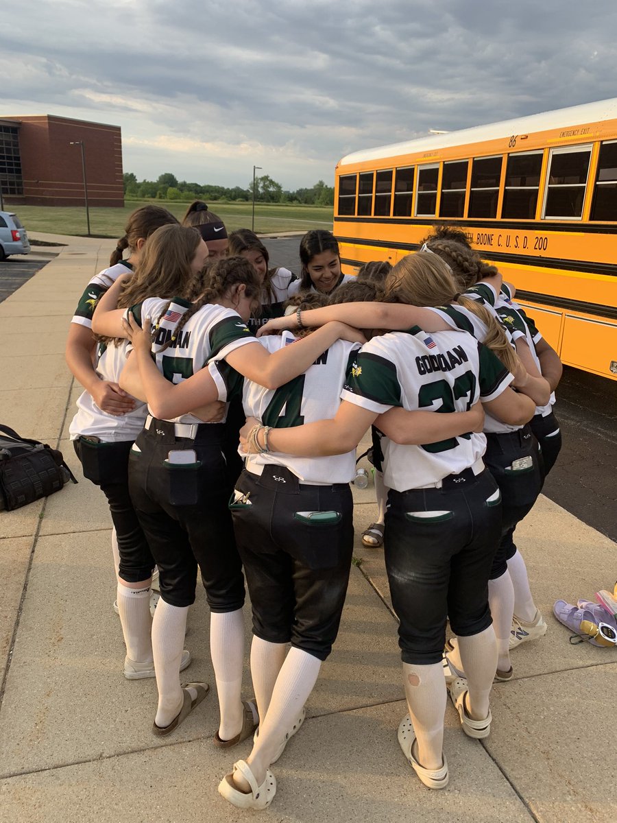 CoachFlem15's tweet photo. Love you guys so much! Will miss this everyday!
#WeMadeItCount
https://t.co/lyGafxlsvH https://t.co/SaTKCHAJDh