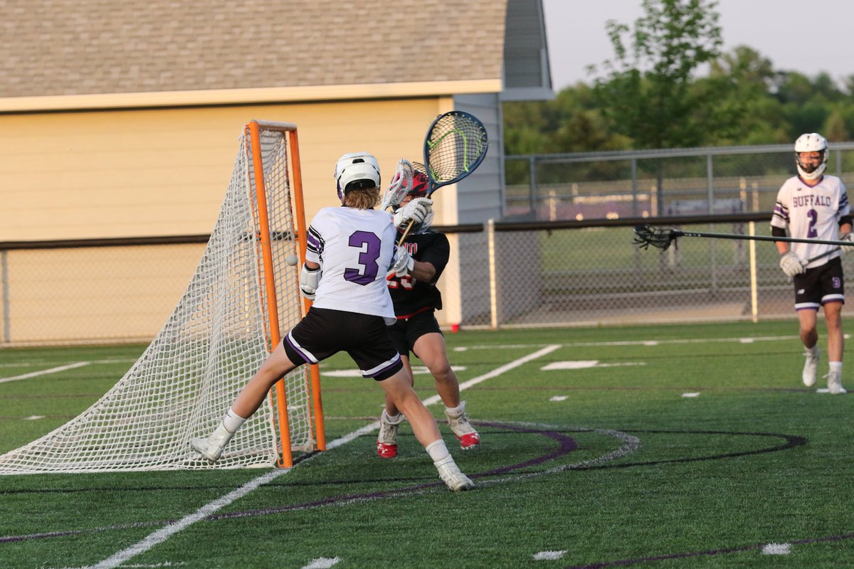 laplante71's tweet photo. Great atmosphere tonight for Section 8 boys lacrosse quarterfinal game. Buffalo defeated Monticello 17-11. https://t.co/q4HTjgZLD4