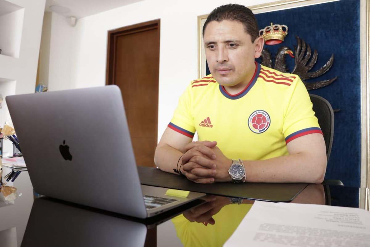 AlcaldiaTunja's tweet photo. Tuvimos el 1er Comité Directivo de Cooperación Internacional con @verosiman, representante de @UNFPAColombia, para articular y fortalecer las acciones que favorezcan el desarrollo del POT, y así, establecer condiciones que promuevan el crecimiento de nuestro territorio. https://t.co/Pd16FgRmoC