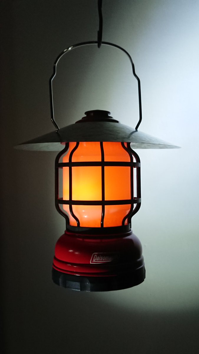 Up セリアで ブリキプレート 超強力マグネット 先曲がり万能ハサミ を買ってダイソーランタン Daisoman に傘を作りました 傘祭り開催中 キャンプ好きと繋がりたい ダイソー ランタン シェード Daisoman
