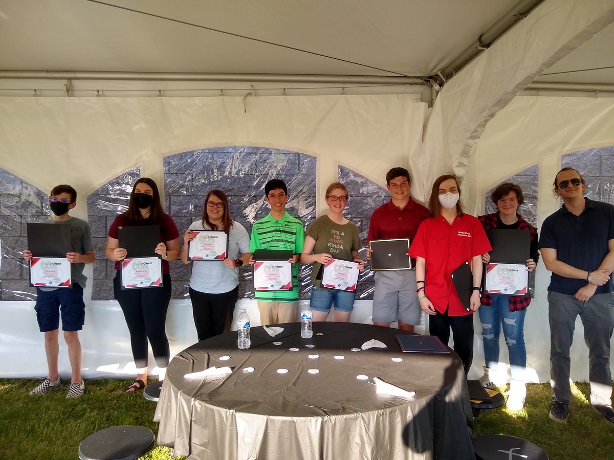 CathyMcMartin's tweet photo. Thank you Walled Lake Northern @KnightsWLN @WLNLAX for hosting the robotics teams, #308 the Monsters and #7178 the Yetis. https://t.co/LXFXGHQN4M