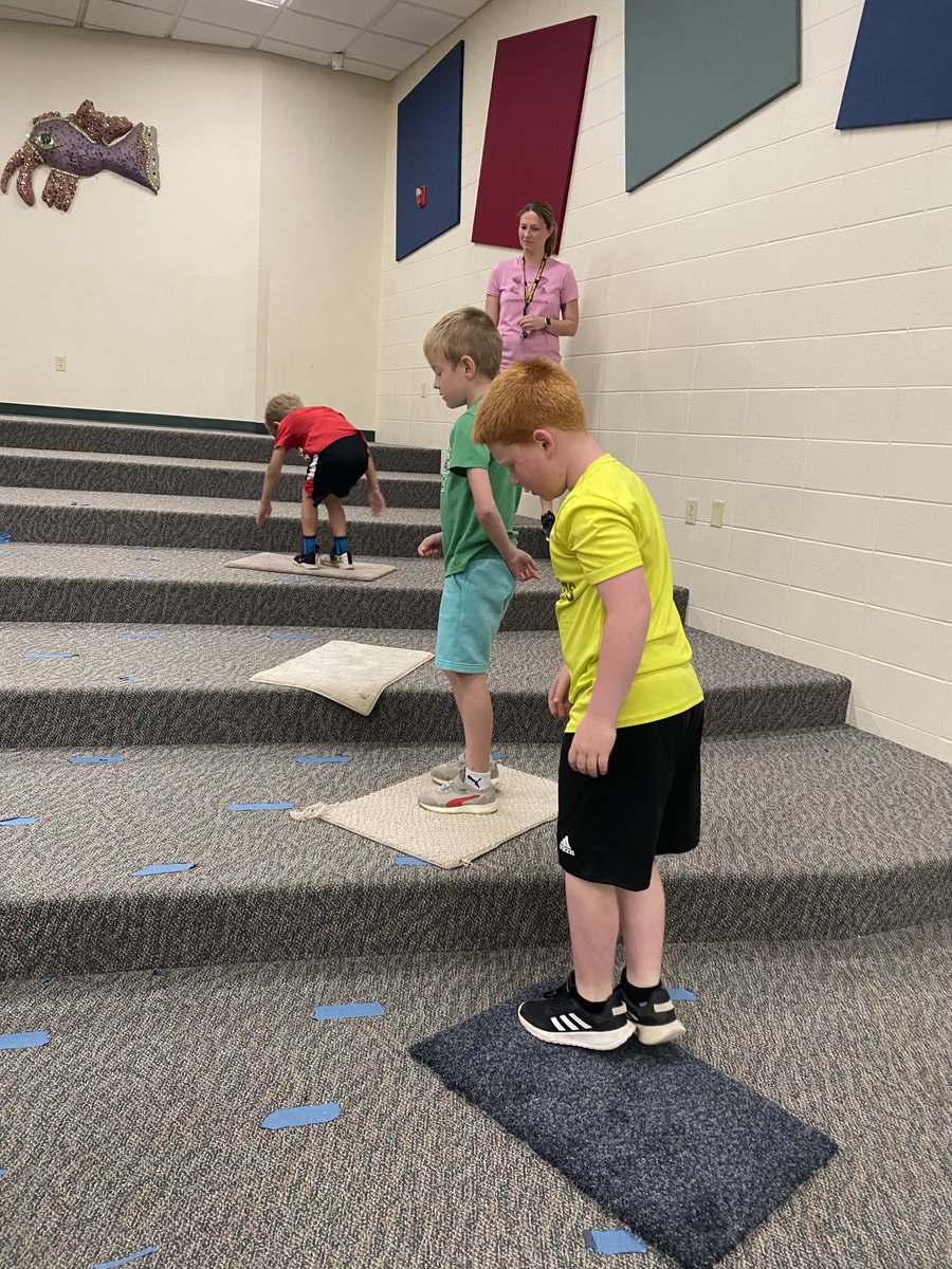 MissSears112's tweet photo. More field day fun! #KSDpride https://t.co/Fk94wpDwk6