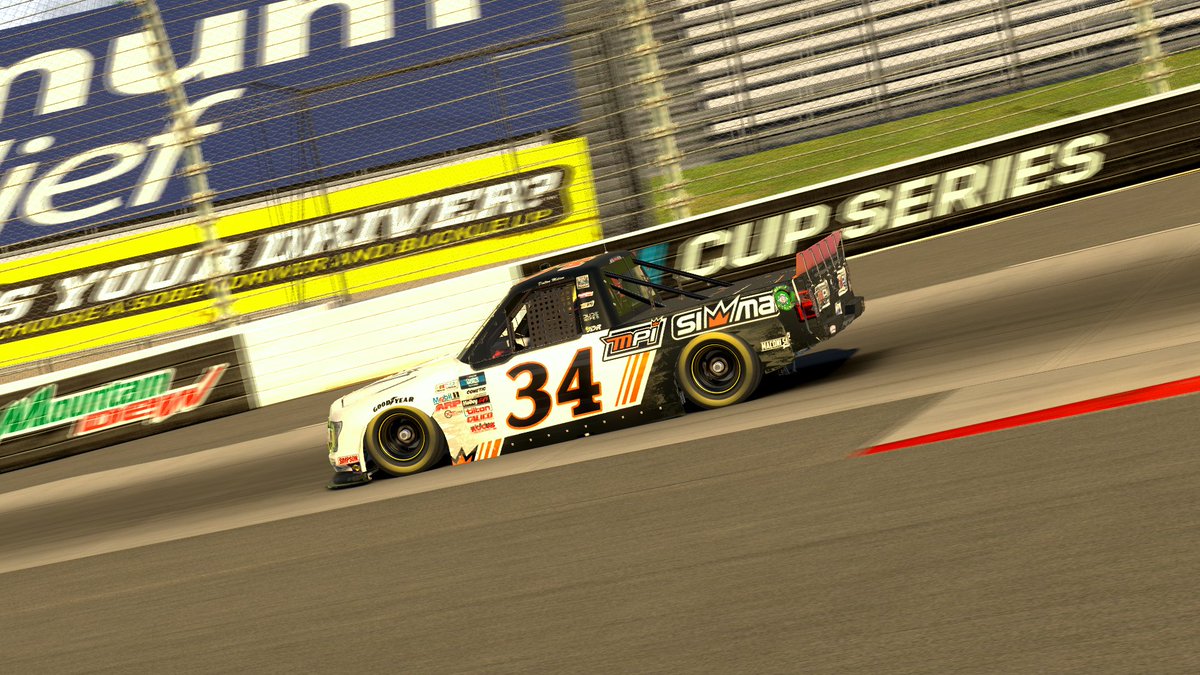 Dalton_Milam34's tweet image. For once i was running pretty good on a short track when my luck ran out. Started p3 fell back to p9 after a few restart's and couldn't stop getting ran over. Ultimately lead to me getting DQ'd, finished p22. 

#SIMMAX
@MPI_INNOVATIONS 
@anthonyalfredo 
@LockDown_Racing