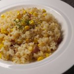 材料を入れたら後は炊飯器にお任せ!とっても簡単なトウモロコシレシピ!