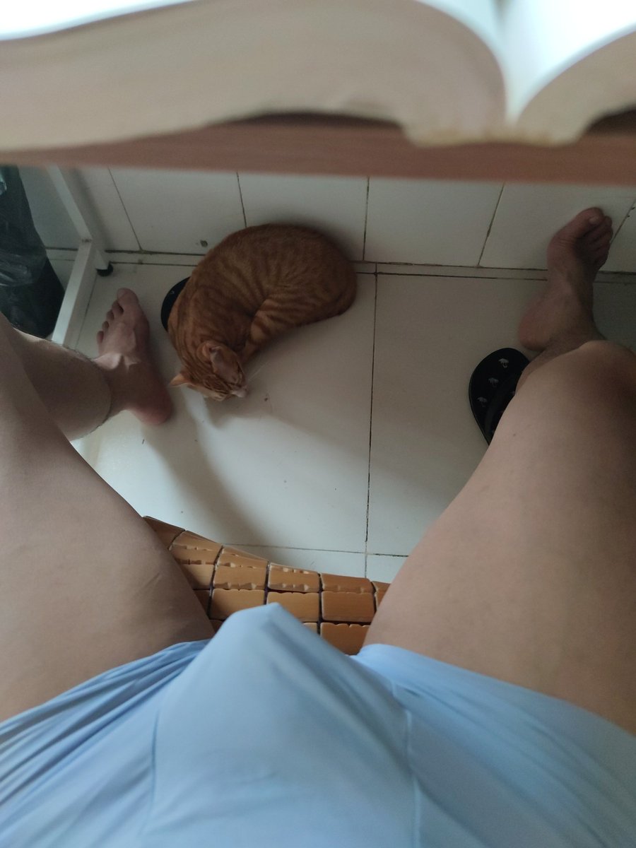 map_array's tweet image. 穿着炮友给我买的内裤