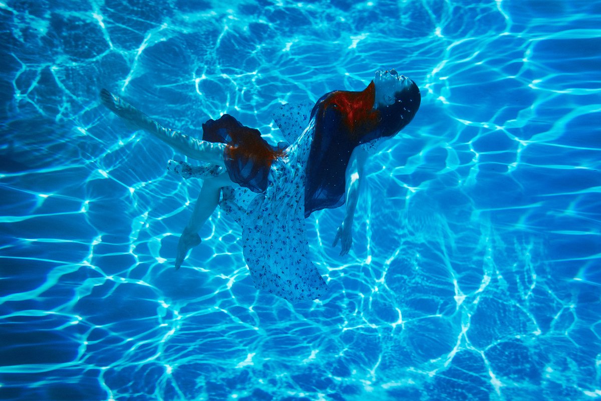 One of my favorite parts about shooting underwater is that so much of it is unpredictable. You have to succumb to what may come.
Photo of the gorgeous @IamtheGerle