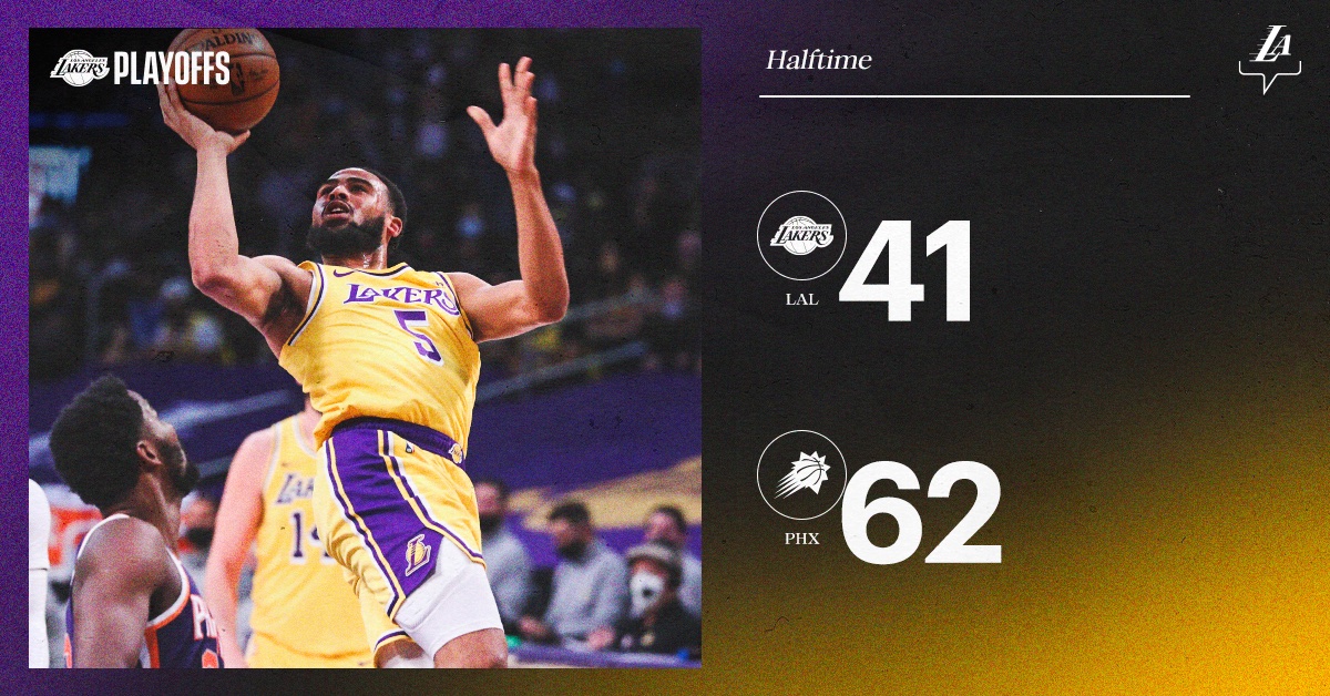 Halftime in DTLA.