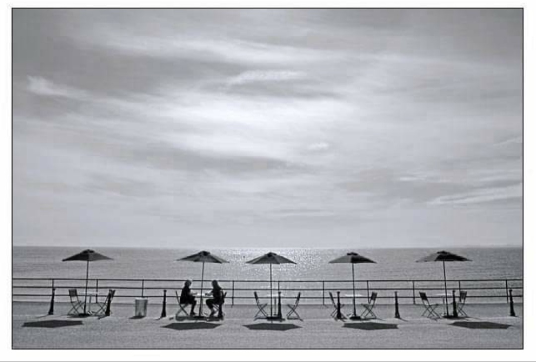 LH_Bistro's tweet photo. Thank you Dermot Blackburn for the fabulous photo taken just before our 1st lunch service in a very long time! Did you see it on BBC weather? #blackandwhitephotography #mono #whiteheadbythesea #promenade #outdoordining #alfresco #thelighthousebistro #whiteheadcountyantrim https://t.co/iLxBhqLdp2