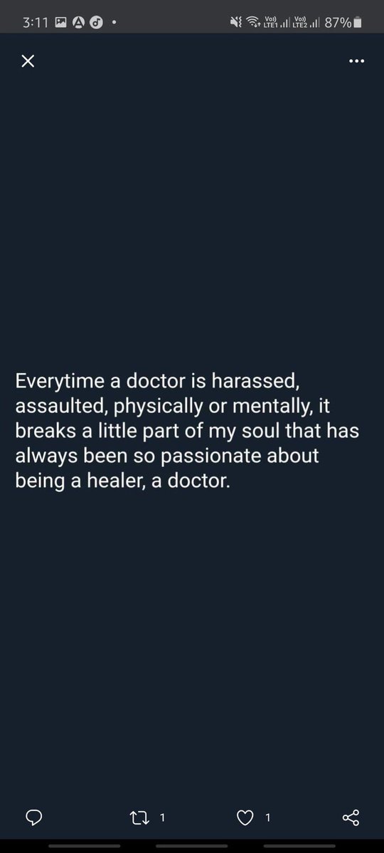 KommuruSahitya's tweet photo. When the white coat turns red the society turn black #savedoctors #Doctors #doctorslifematter #savedoctorsagainstviolence https://t.co/5U6Px34Du6
