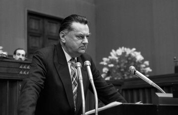 Witek99624689's tweet photo. Nocna zmiana - 04/05.06.1992 r.
Pamiętamy Bolek. https://t.co/asTeyEmj8g