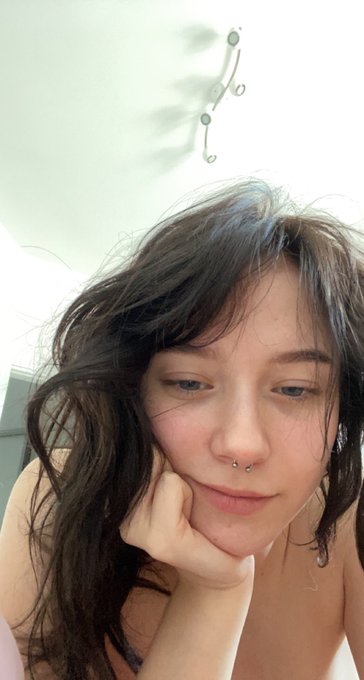 It’s 11:38 and i just got fucked and creampied, ALSOOO im getting tattoo next week !!! https://t.co/