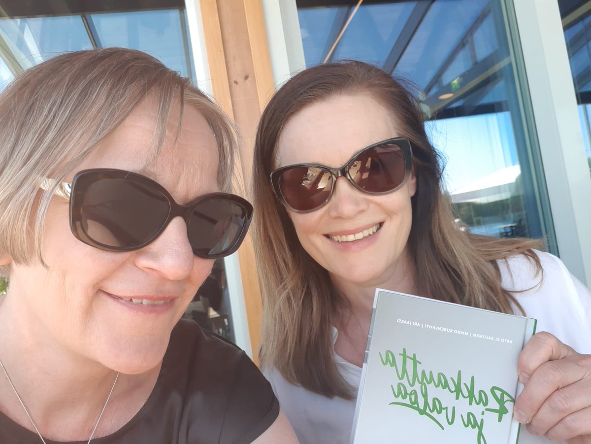 Parasta ennen-hankkeen tiimivalmentajien  viimeinen päivä.

 "Hyvinvoinnin huipentuma on sitä, että elämälle on mahdollista kirjoittaa ylväs juoni."-Salonen&amp;Kurenlahti

Kaunis kiitos.

<a href="/Opetushallitus/">Opetushallitus</a> <a href="/Kuopionkaupunki/">Kuopion kaupunki</a> <a href="/TiimiakatemiaGl/">Tiimiakatemia Global</a> <a href="/Innoduel/">Innoduel</a>